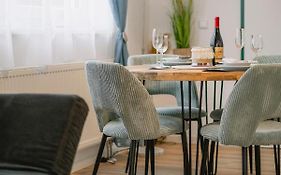 2-Zimmer Themen-Apartment im Zentrum, Nähe Oper
